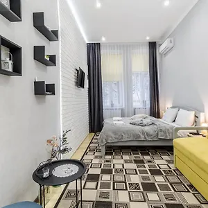 Chornovola Blue Апартаменты